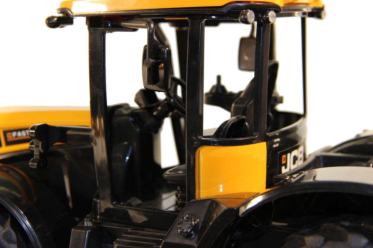 JAMARA JCB Fastrac Traktor 1:16