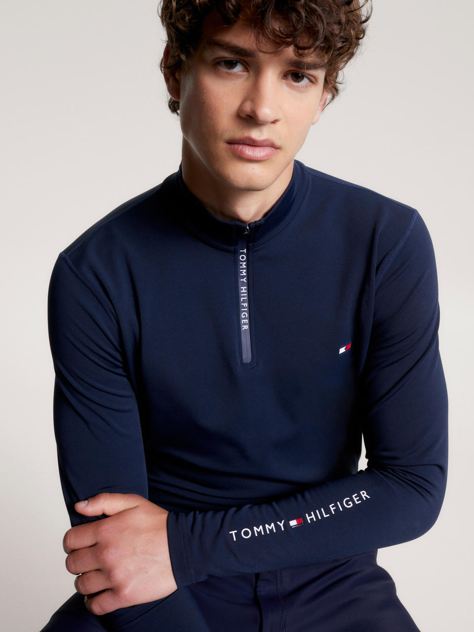 Tommy Hilfiger Men 1/4 ZIP Thermo Shirt