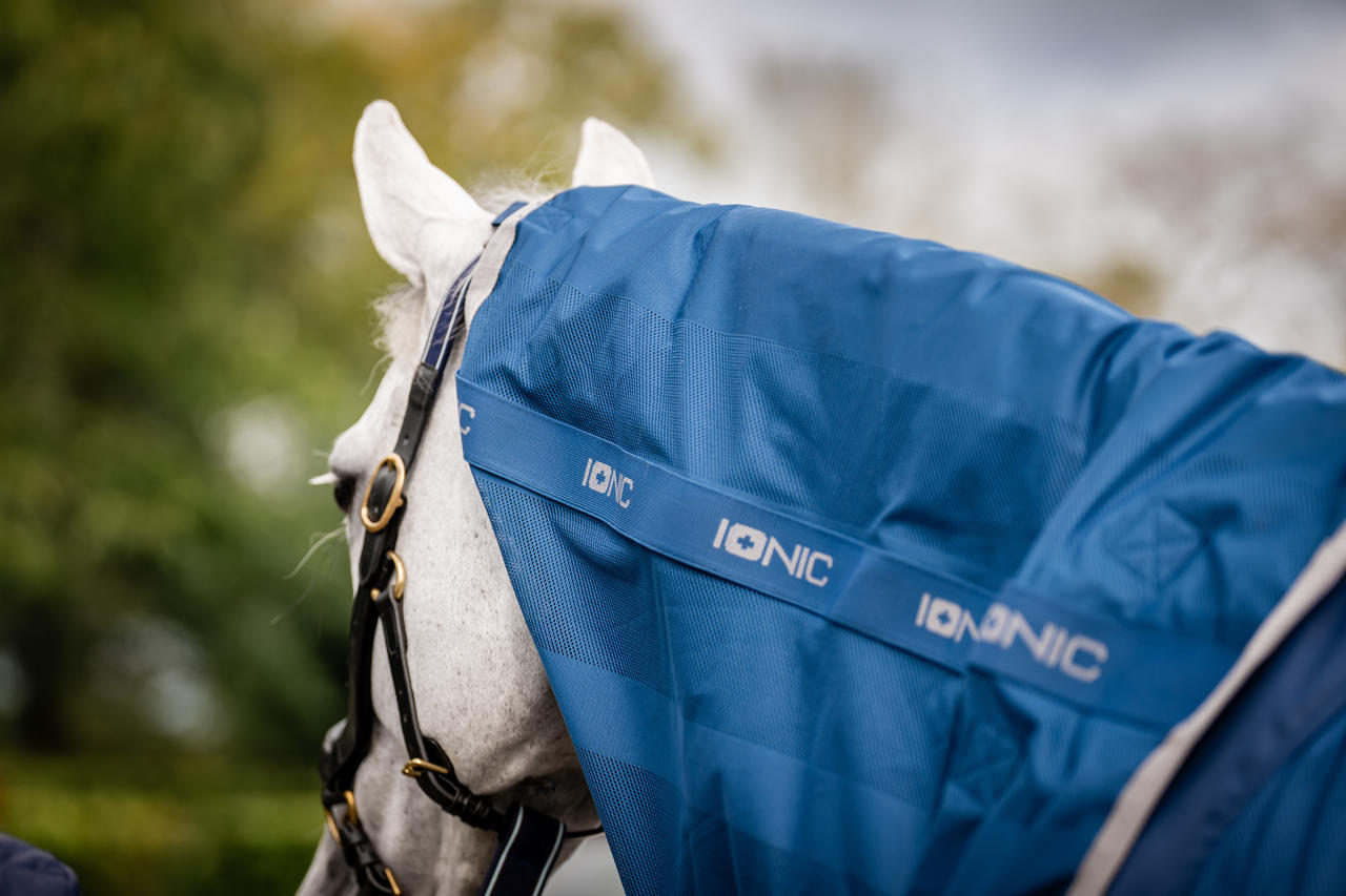 Horseware Ionic Therapy Mesh Cooler